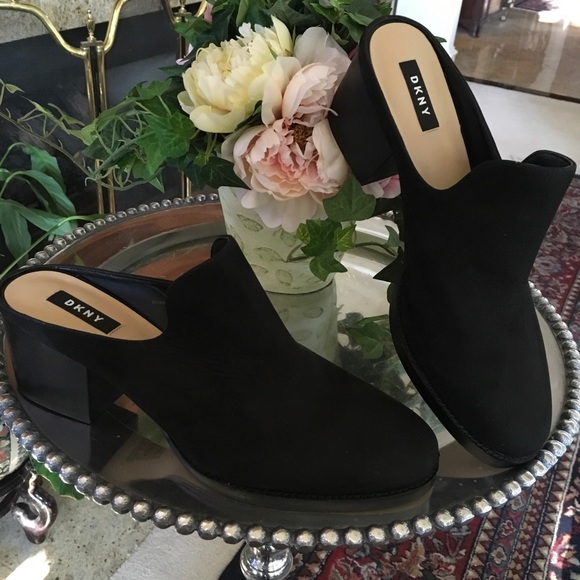 DKNY Shoes - New DKNY NuBuck Leather Black Mules